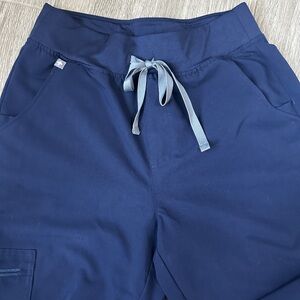 FIGS Zamora NAVY high waisted jogger scrub pants, Size Small LN